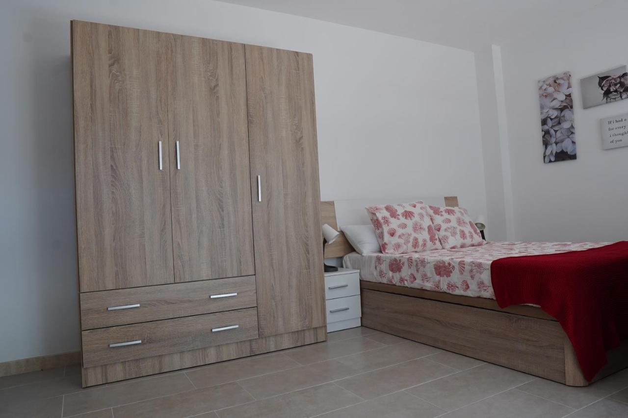 Apartamentos Turisticos San Miguel Arcangel, S.L. San Roque  Bagian luar foto